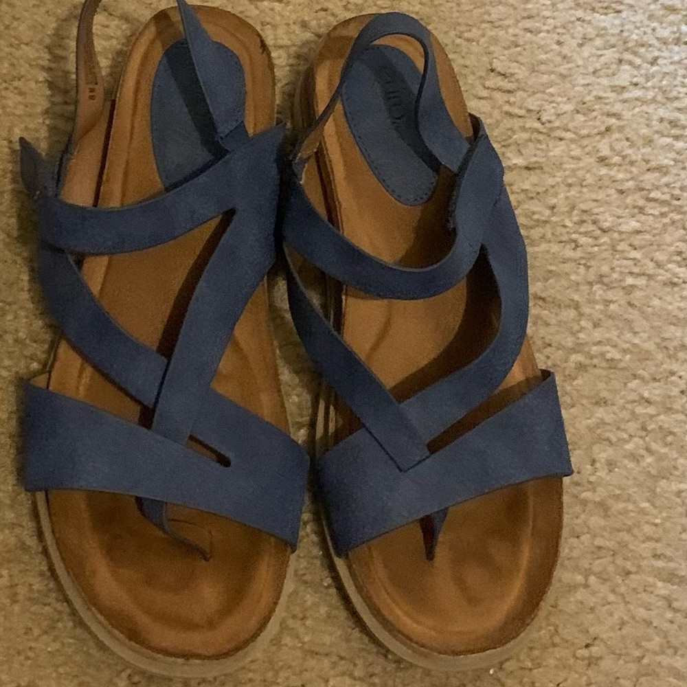 Sofft sandal! Blue. Worn once. Just too small! Size 8